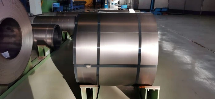 Gegelung Titanium Gulung Sejuk